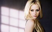 pic for Cute Blonde Avril Lavigne 